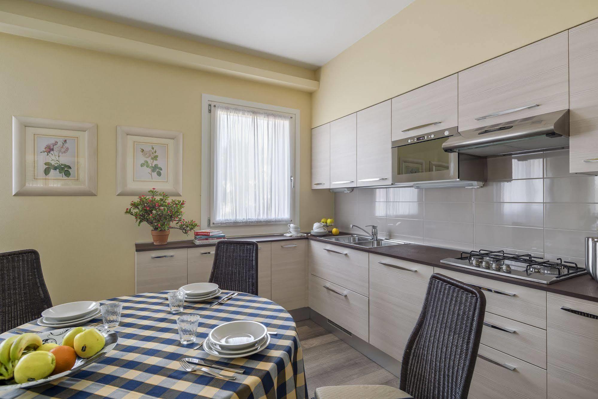 Palazzo Brando - Living Apartments トレヴィーゾ エクステリア 写真