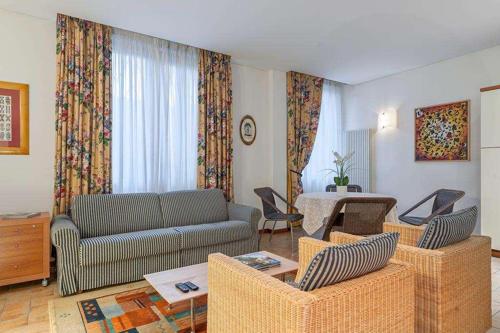 Palazzo Brando - Living Apartments トレヴィーゾ 部屋 写真